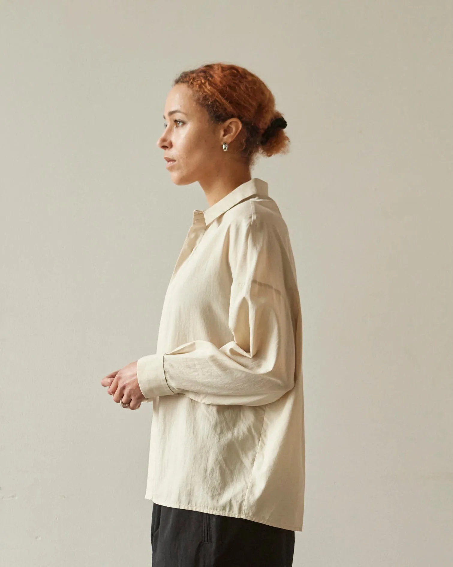 7115 Airy Flat Hem Button Down, Oyster
