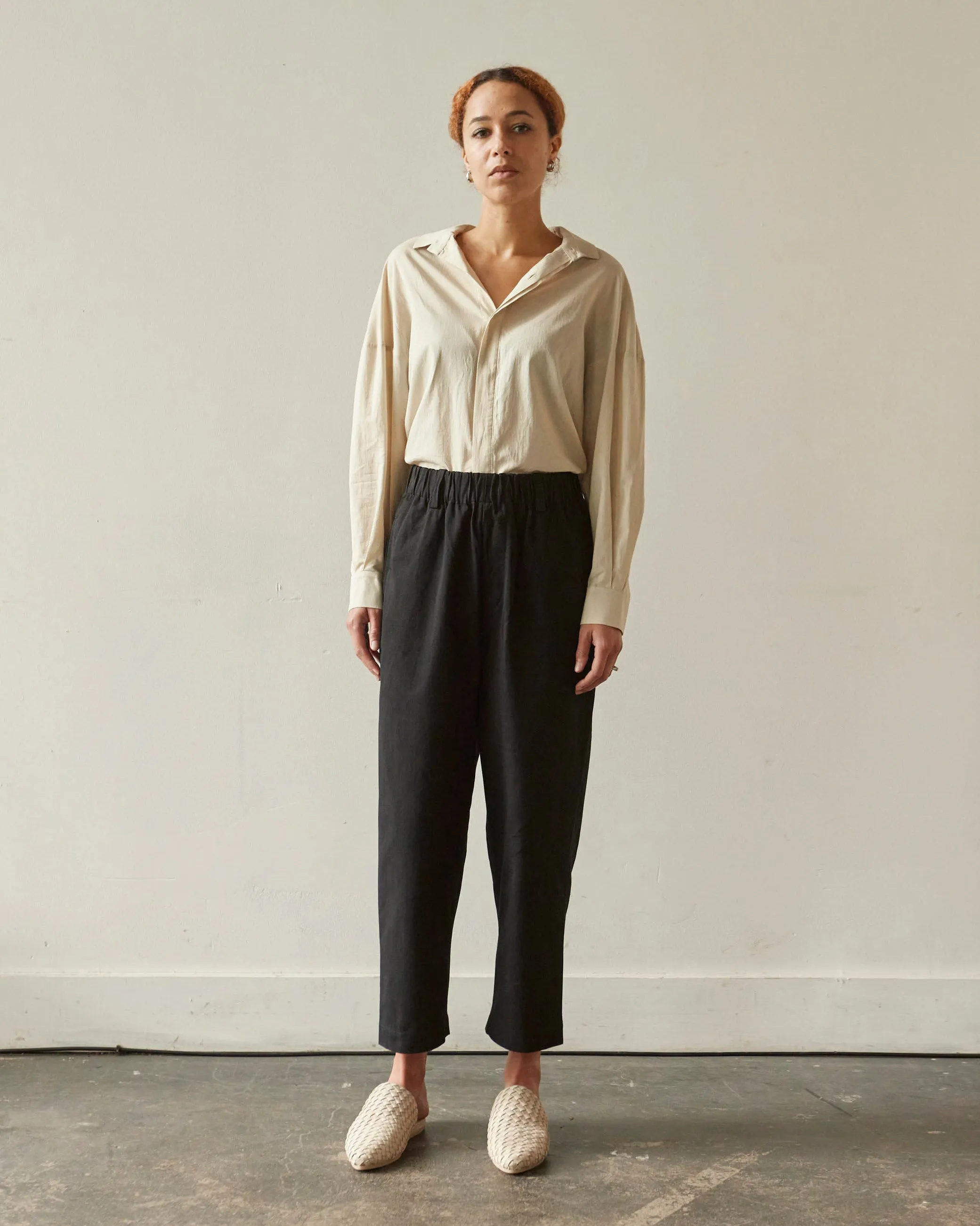 7115 Airy Flat Hem Button Down, Oyster