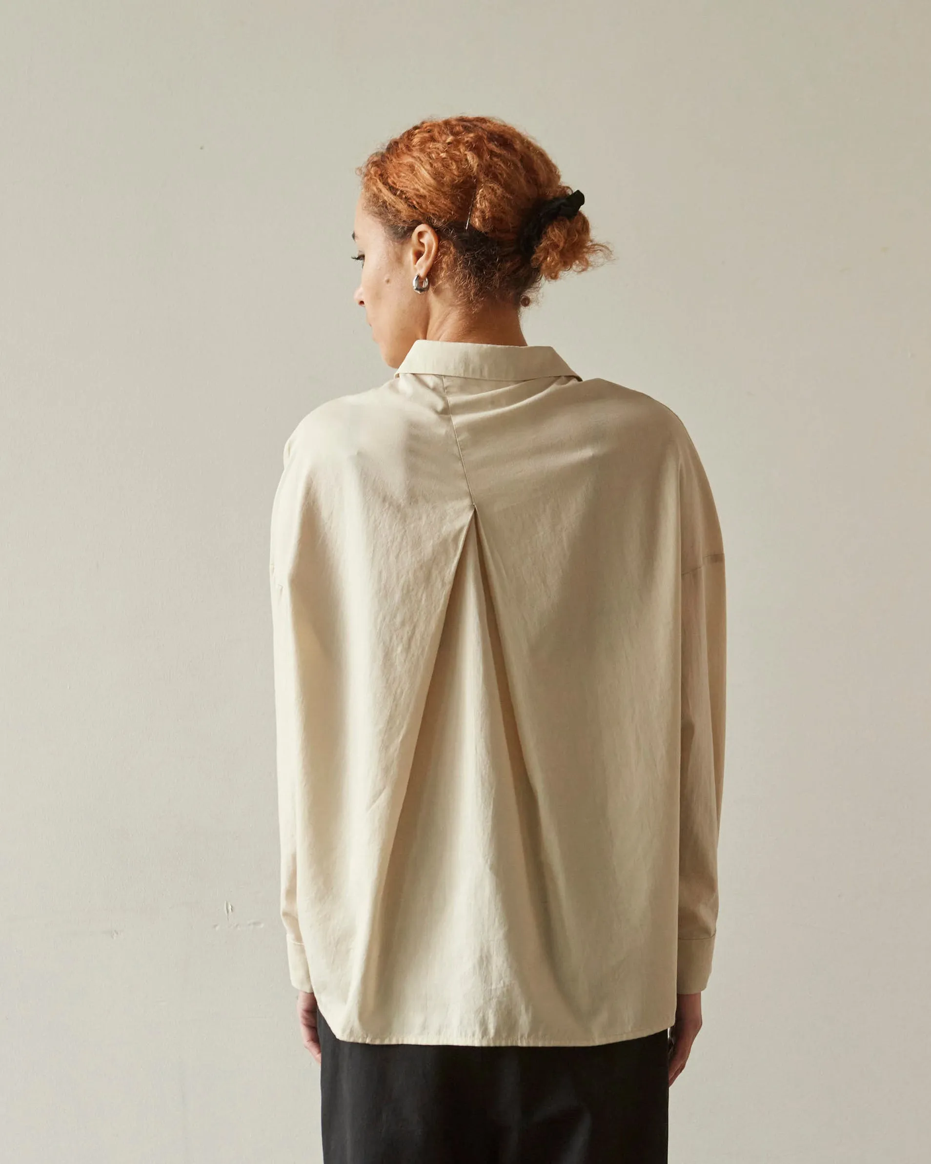 7115 Airy Flat Hem Button Down, Oyster