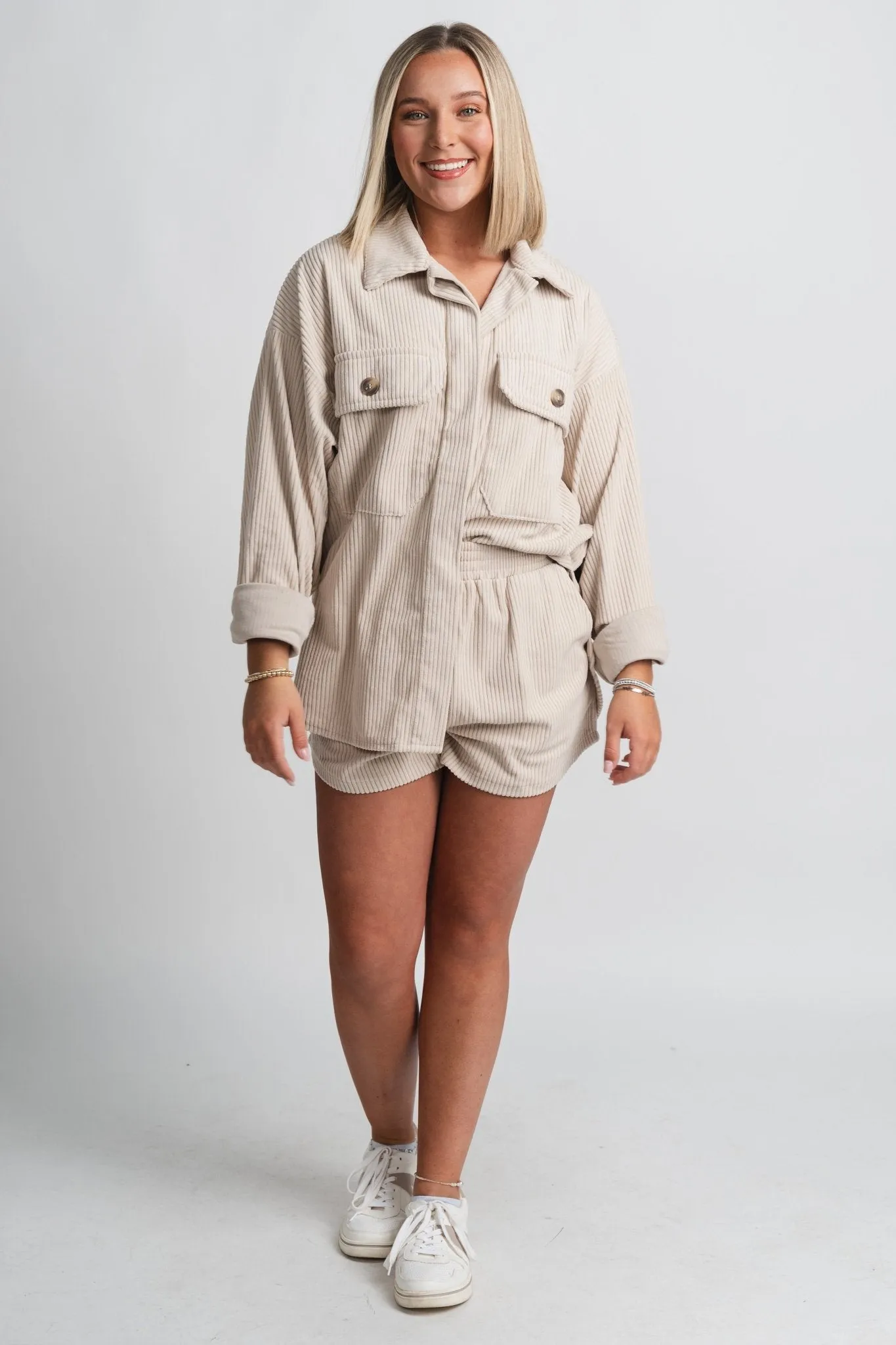 Corduroy shorts beige