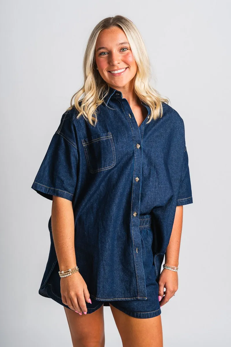 Denim shorts dark