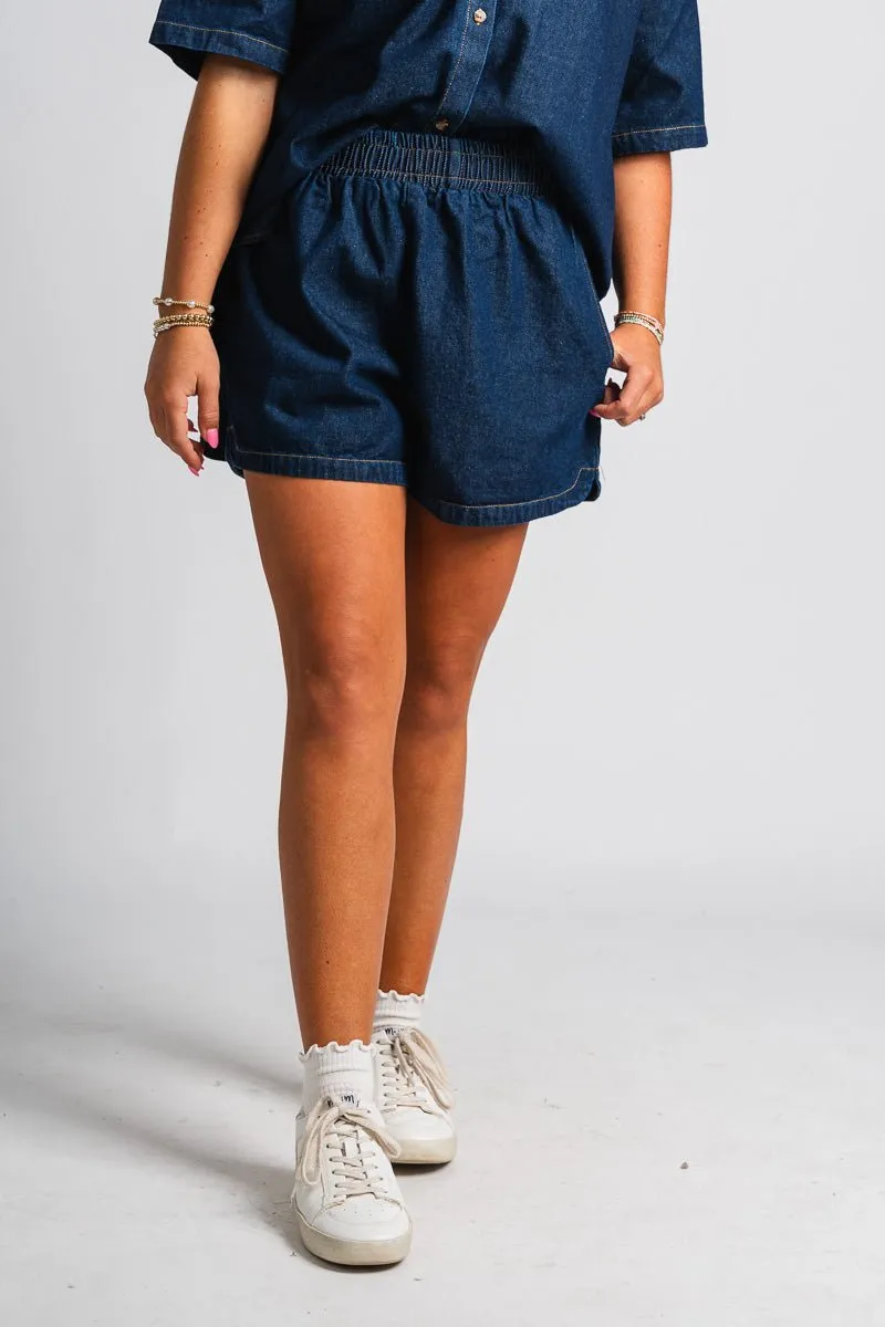 Denim shorts dark