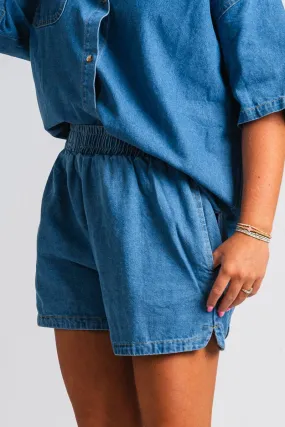 Denim shorts light