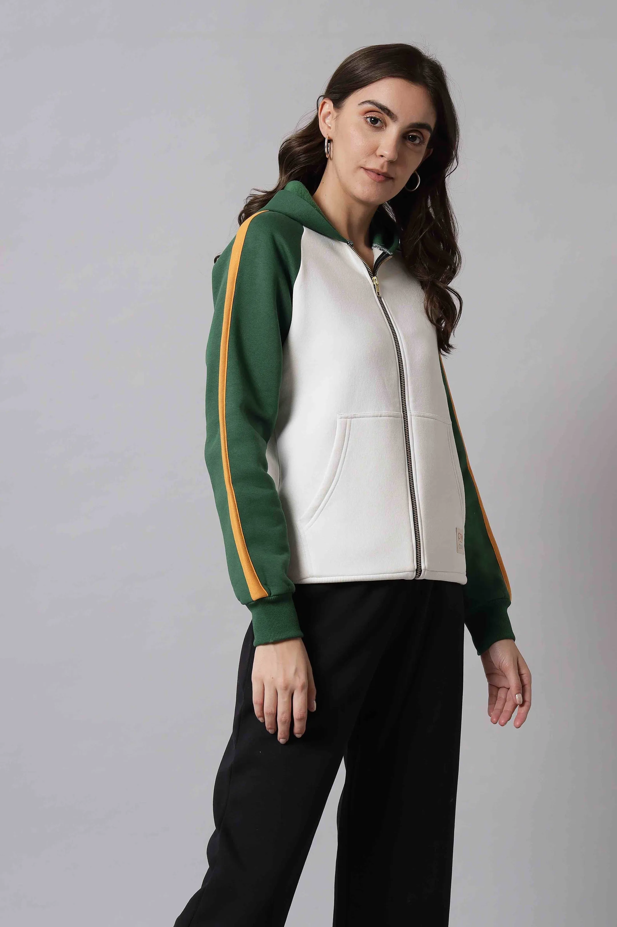 Sporty Green & White Color-Block Sweatshirt