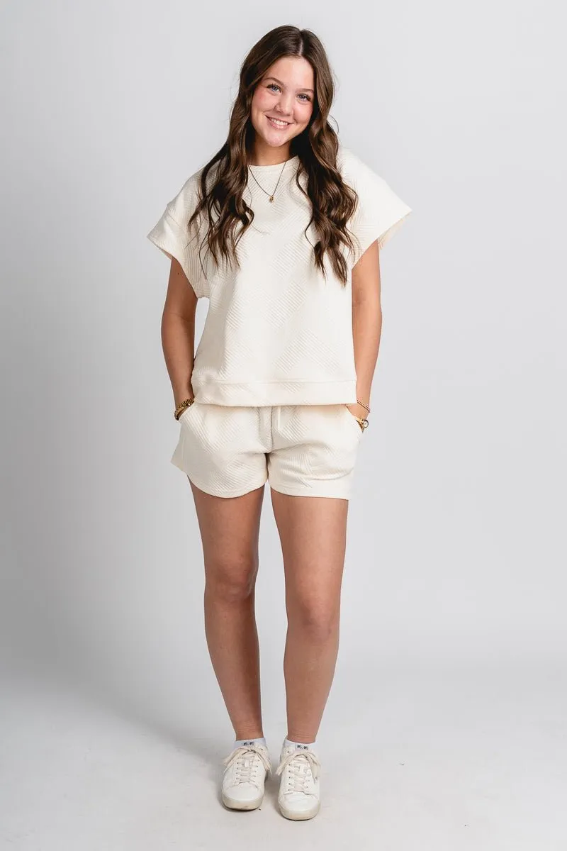 Textured shorts cream